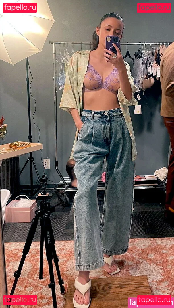 Christian Serratos Onlyfans Photo Gallery 