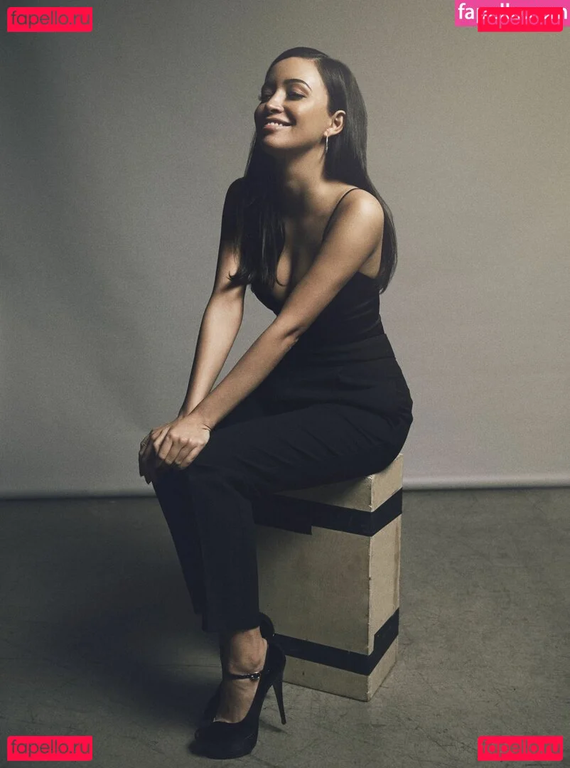 Christian Serratos Onlyfans Photo Gallery 