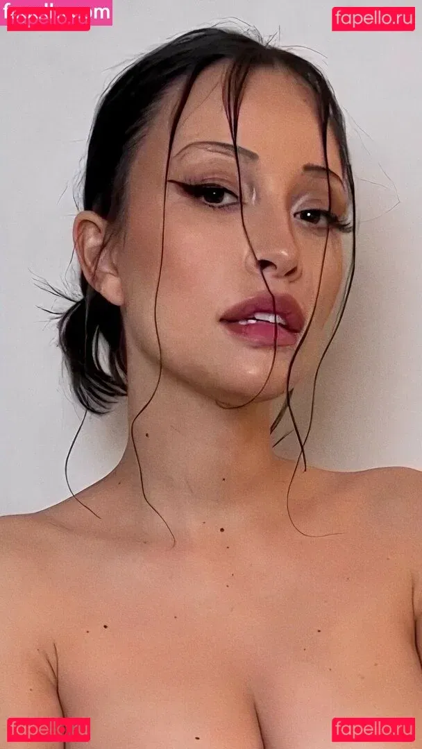 Christian Serratos Onlyfans Photo Gallery 