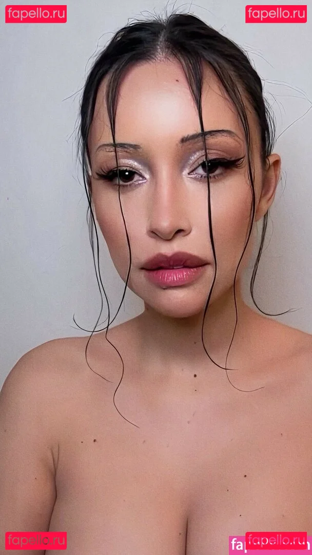 Christian Serratos Onlyfans Photo Gallery 