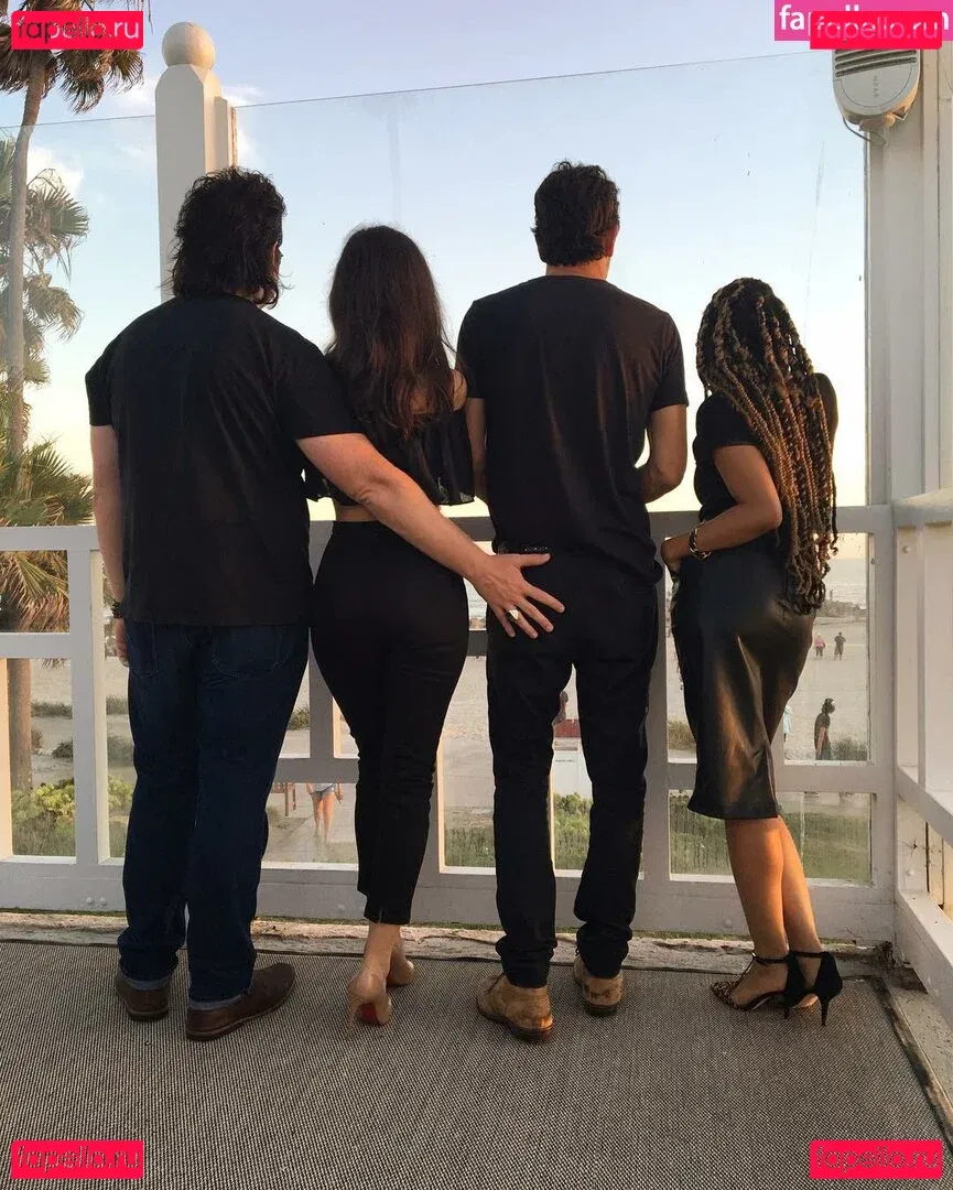 Christian Serratos Onlyfans Photo Gallery 