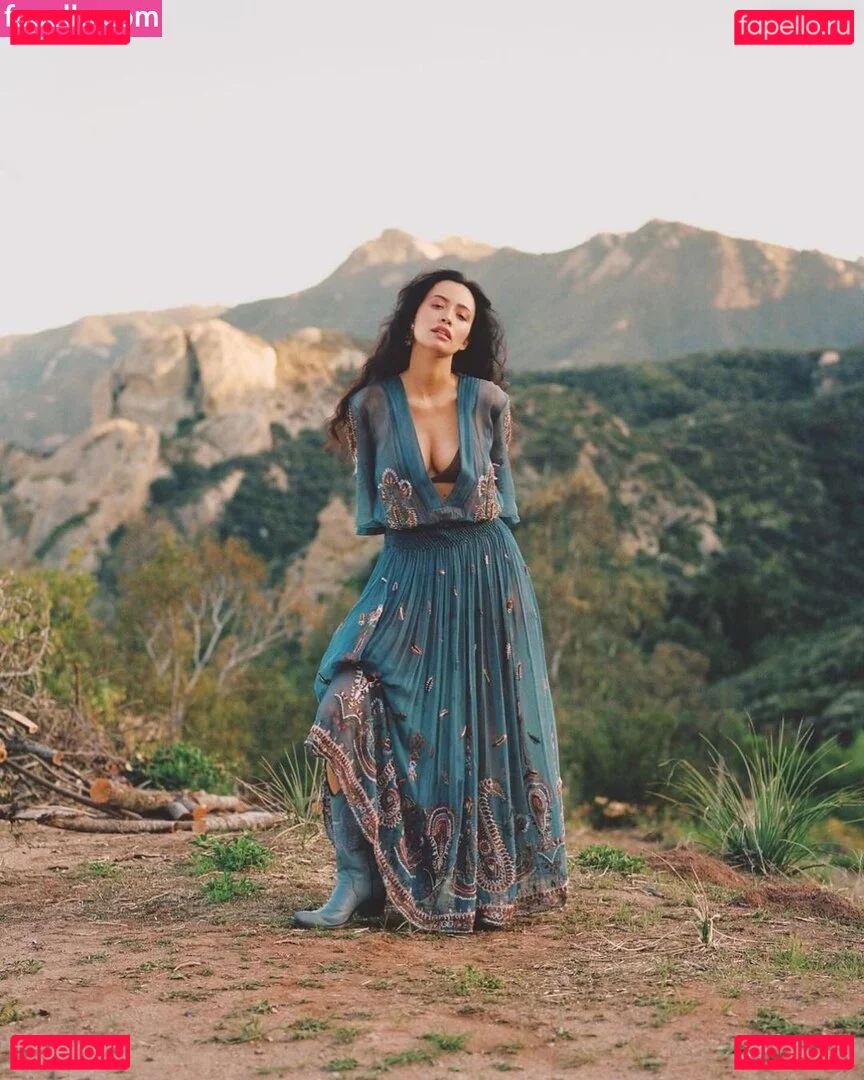 Christian Serratos Onlyfans Photo Gallery 