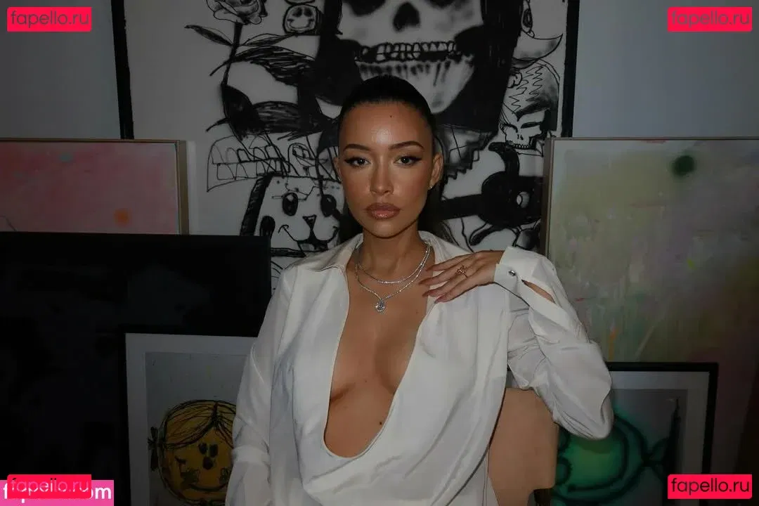 Christian Serratos Onlyfans Photo Gallery 