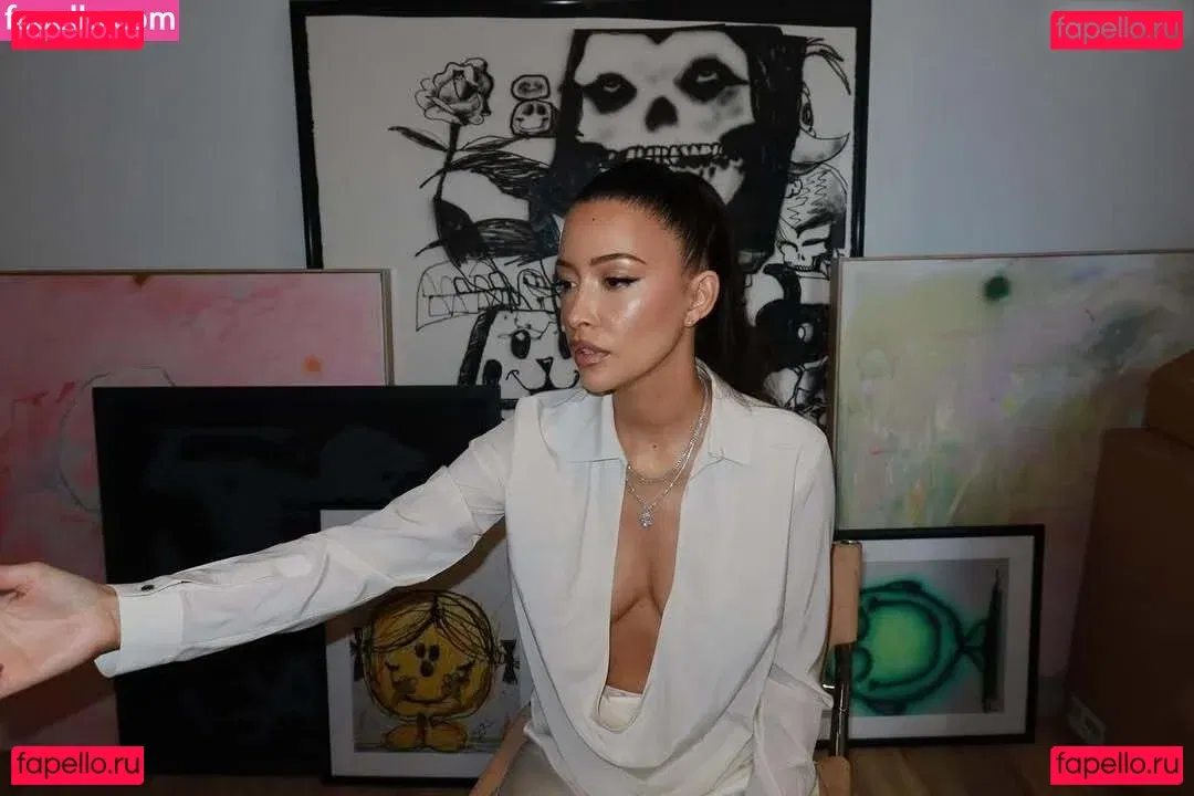 Christian Serratos Onlyfans Photo Gallery 