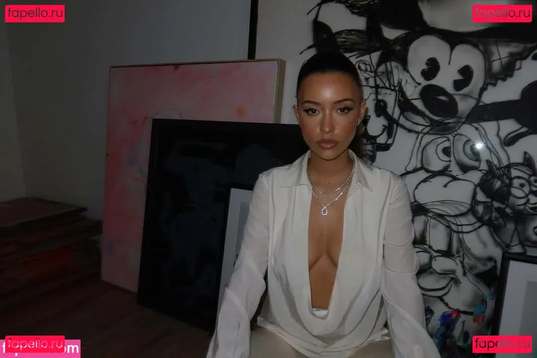 Christian Serratos Onlyfans Photo Gallery 