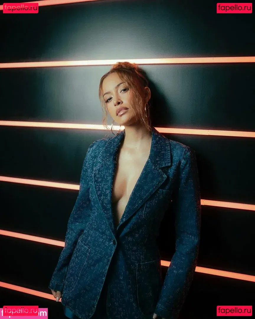 Christian Serratos Onlyfans Photo Gallery 