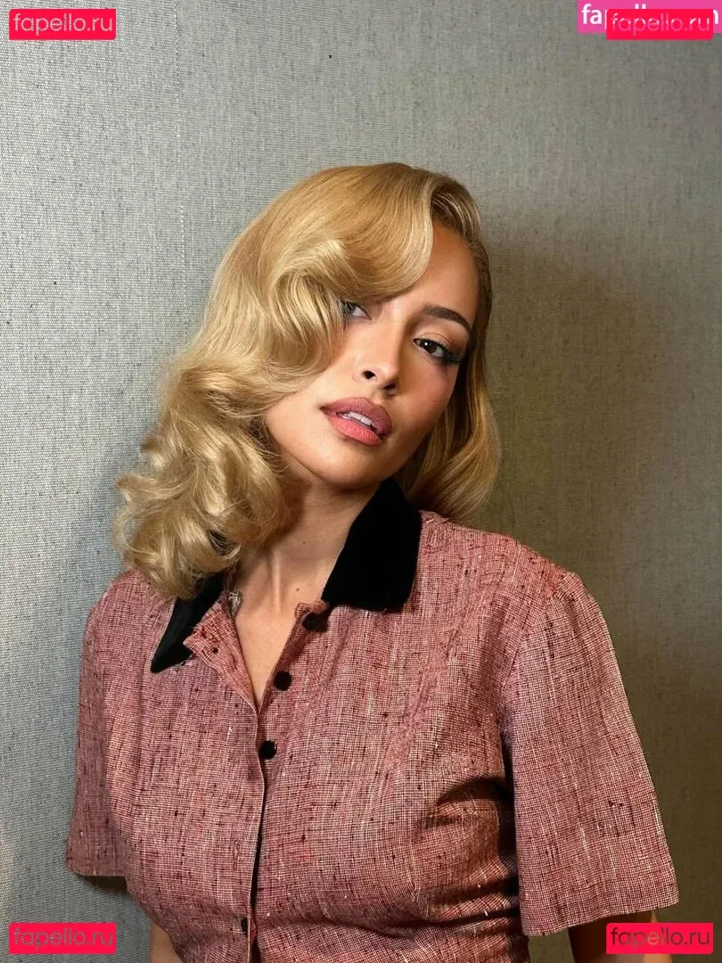 Christian Serratos Onlyfans Photo Gallery 