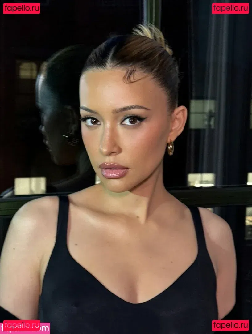 Christian Serratos Onlyfans Photo Gallery 