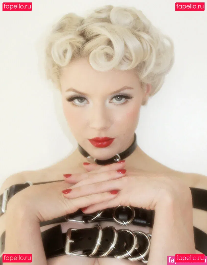 officiallymosh Onlyfans Photo Gallery 