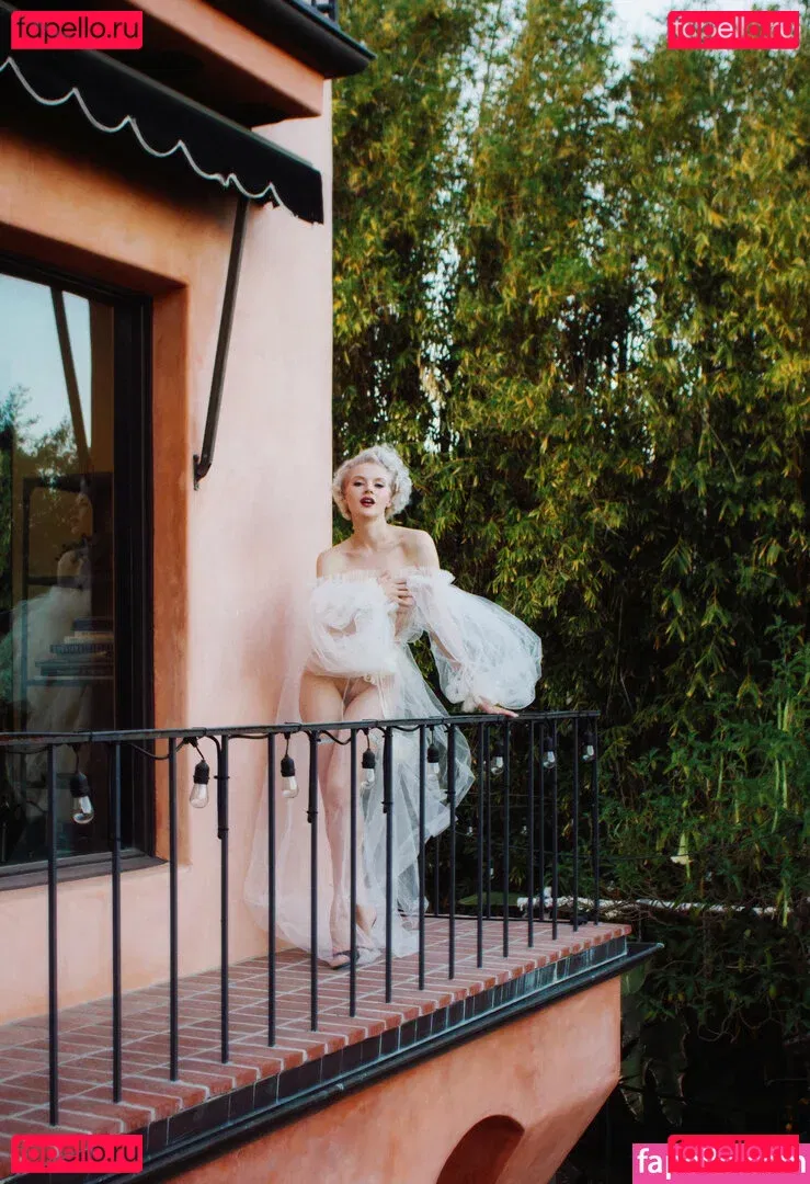 officiallymosh Onlyfans Photo Gallery 