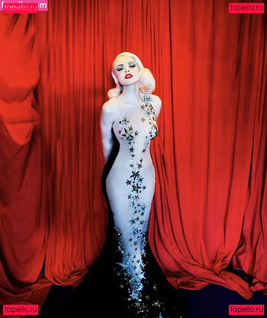 officiallymosh Onlyfans Photo Gallery 