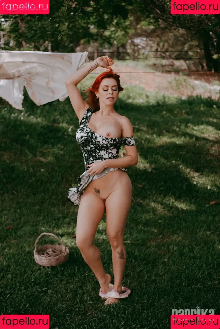 Rossane Bom Onlyfans Photo Gallery 