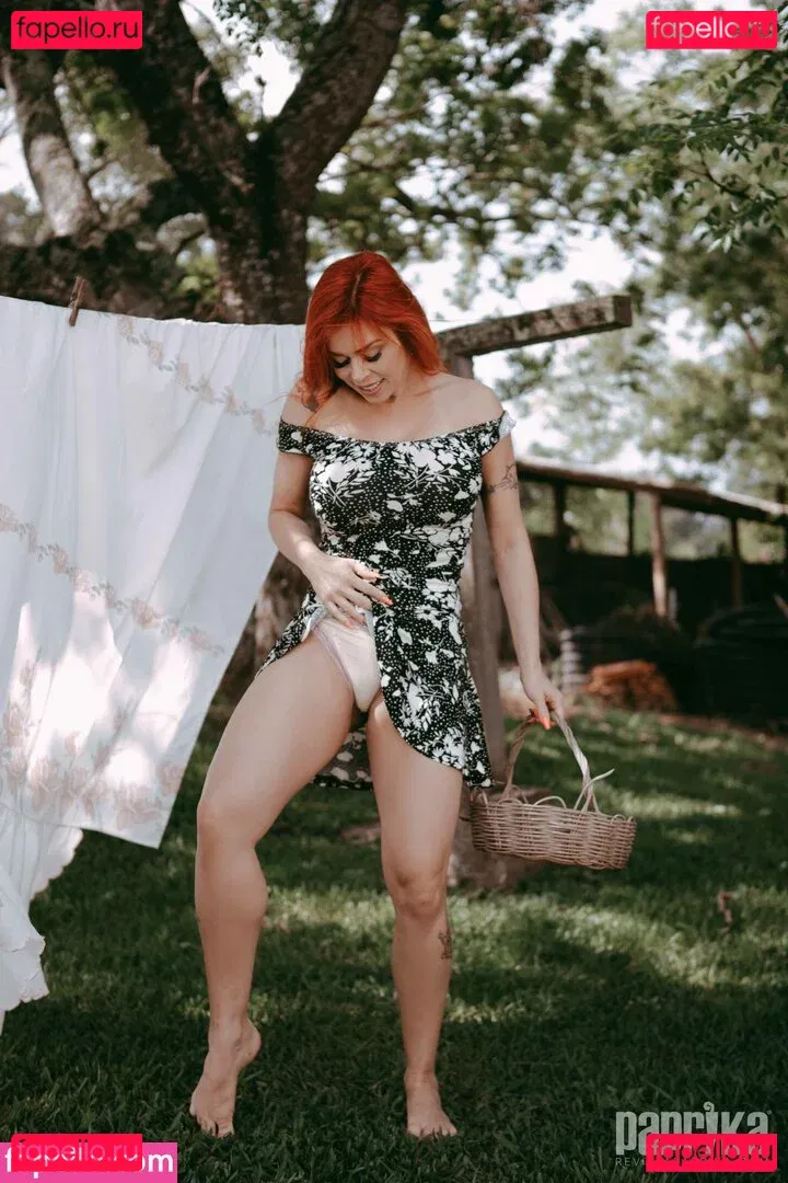 Rossane Bom Onlyfans Photo Gallery 