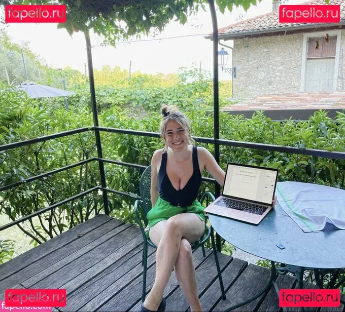 Marianna Spring Onlyfans Photo Gallery 