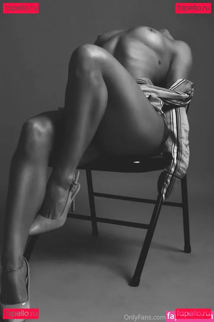 Kerri Waters Onlyfans Photo Gallery 