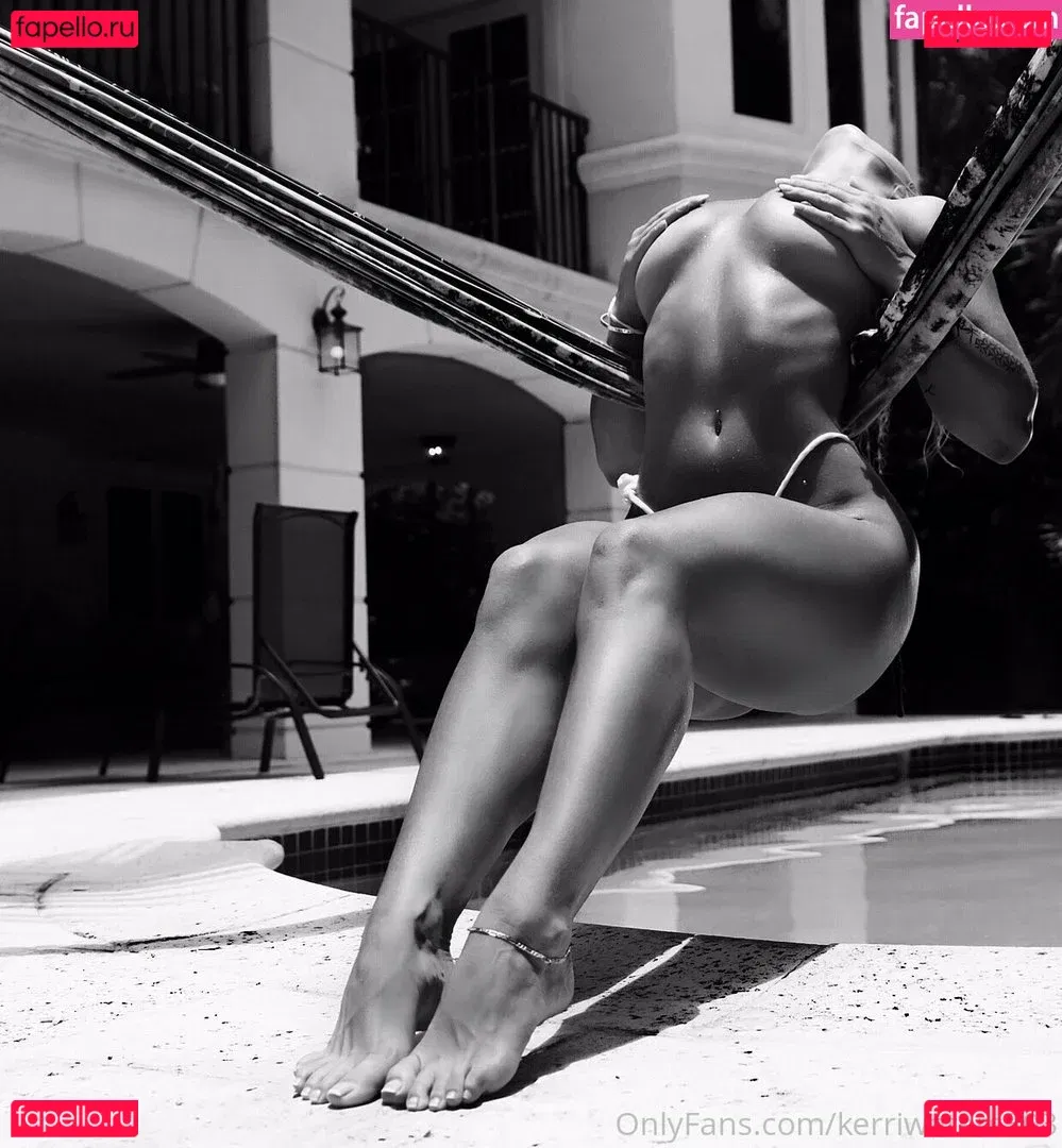 Kerri Waters Onlyfans Photo Gallery 