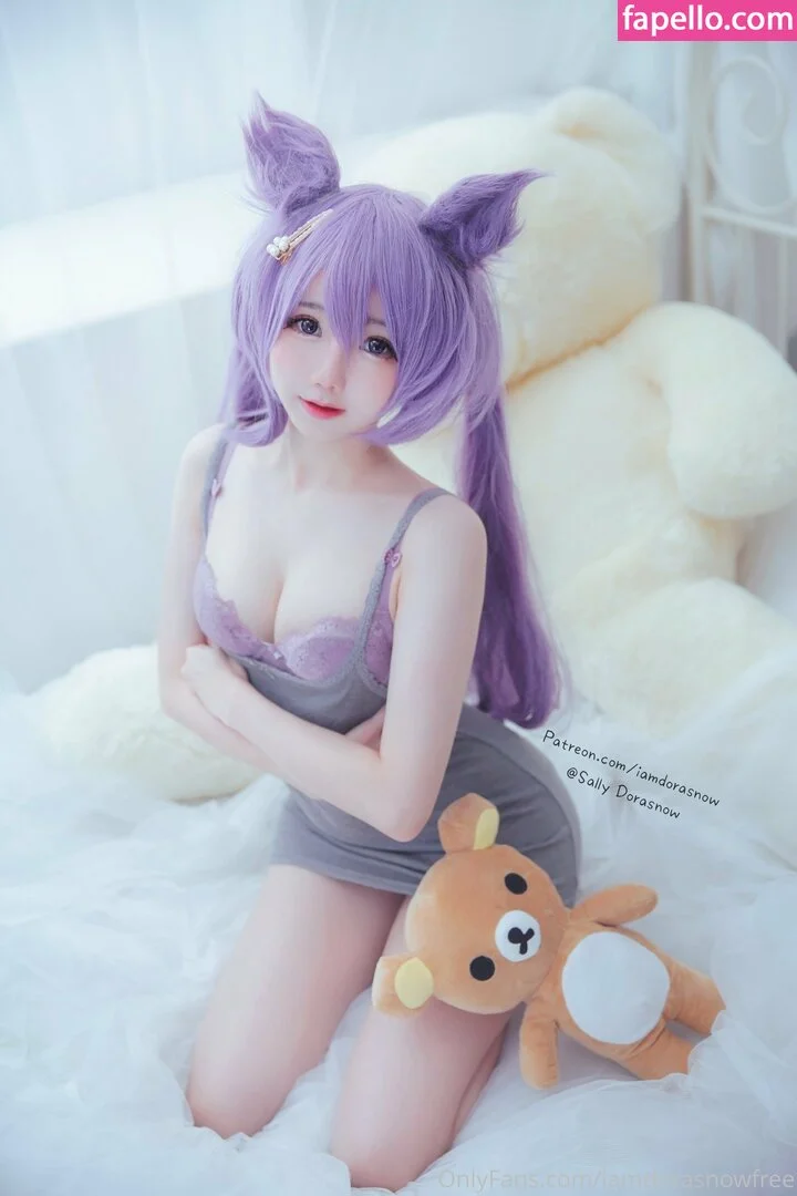 iamdorasnowfree Onlyfans Photo Gallery 