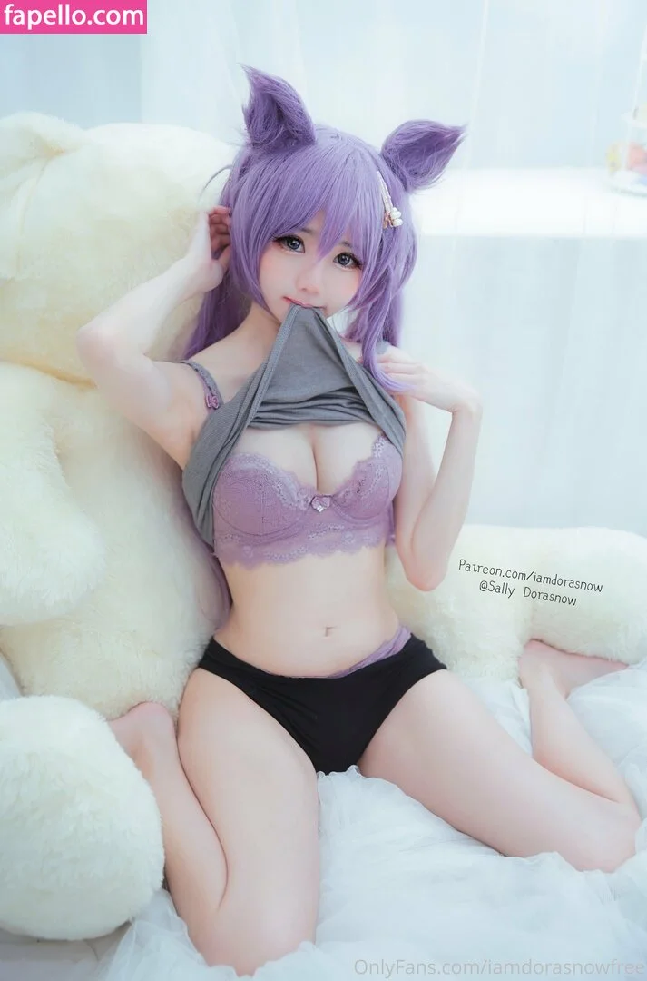 iamdorasnowfree Onlyfans Photo Gallery 