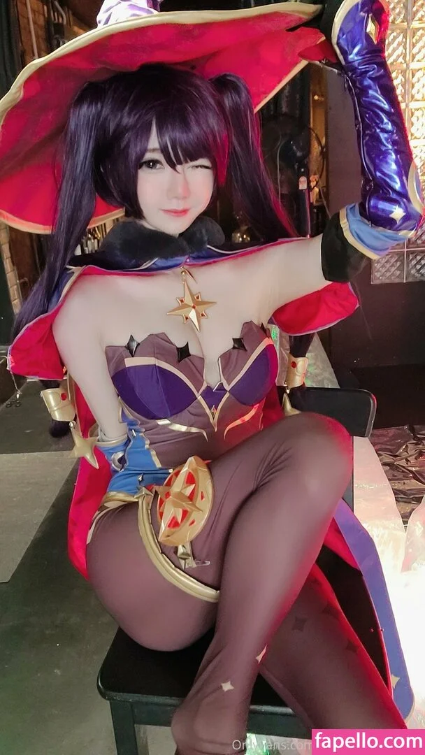 iamdorasnowfree Onlyfans Photo Gallery 