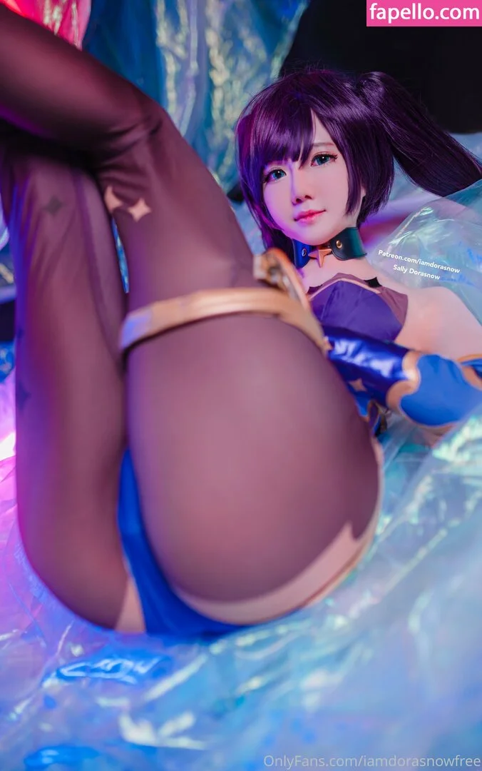 iamdorasnowfree Onlyfans Photo Gallery 