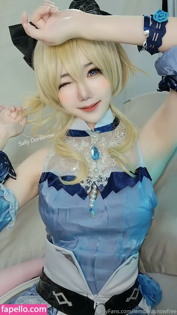 iamdorasnowfree Onlyfans Photo Gallery 