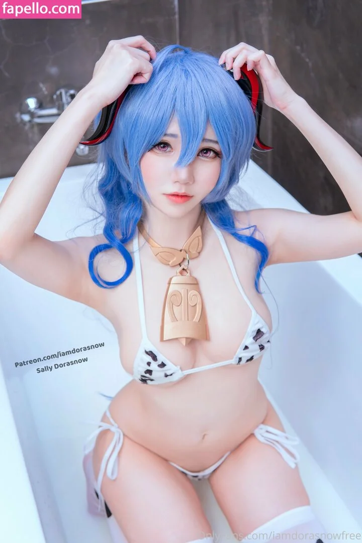 iamdorasnowfree Onlyfans Photo Gallery 