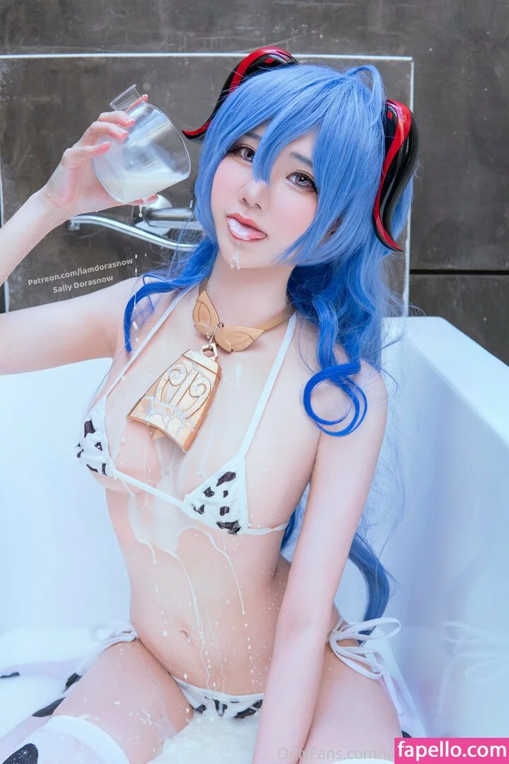 iamdorasnowfree Onlyfans Photo Gallery 