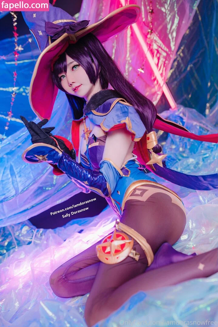 iamdorasnowfree Onlyfans Photo Gallery 