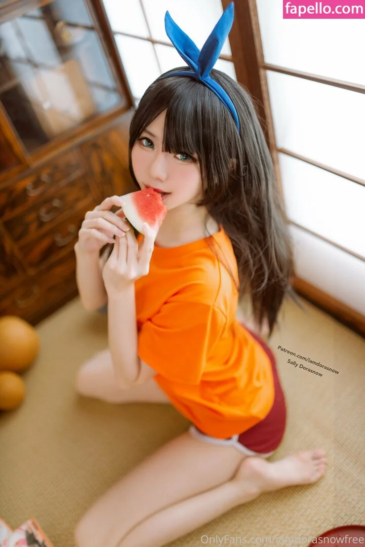 iamdorasnowfree Onlyfans Photo Gallery 