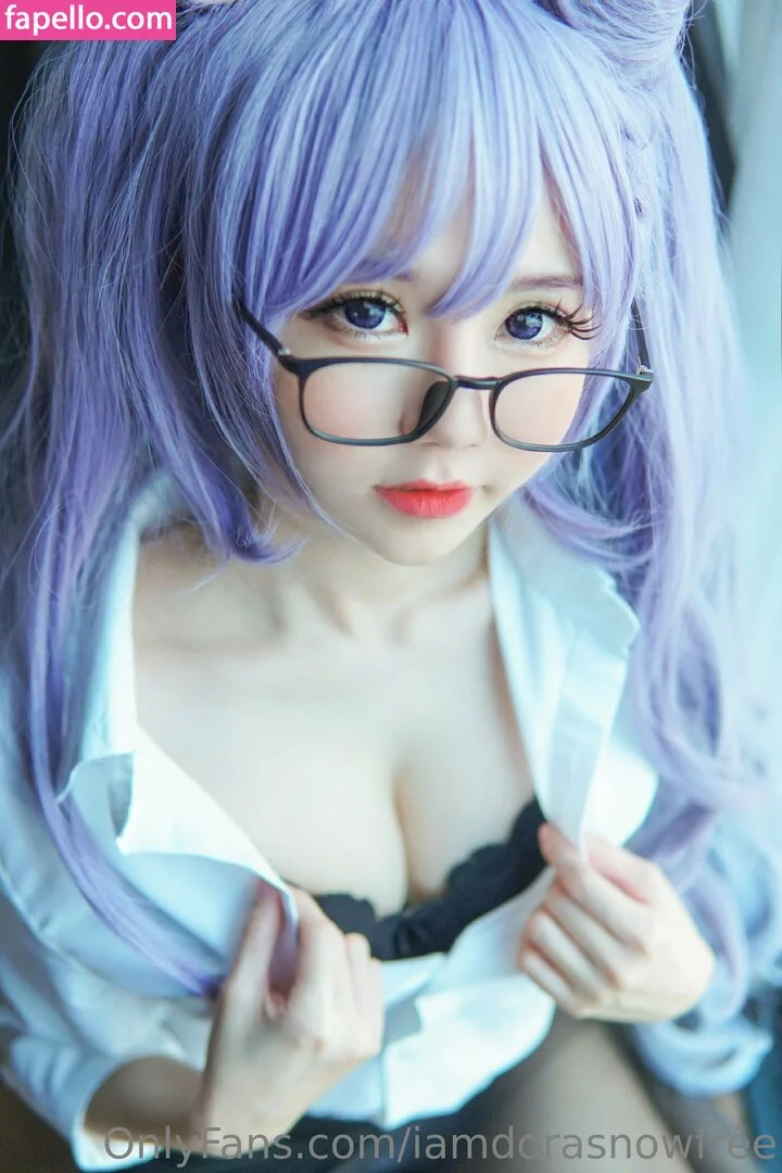 iamdorasnowfree Onlyfans Photo Gallery 