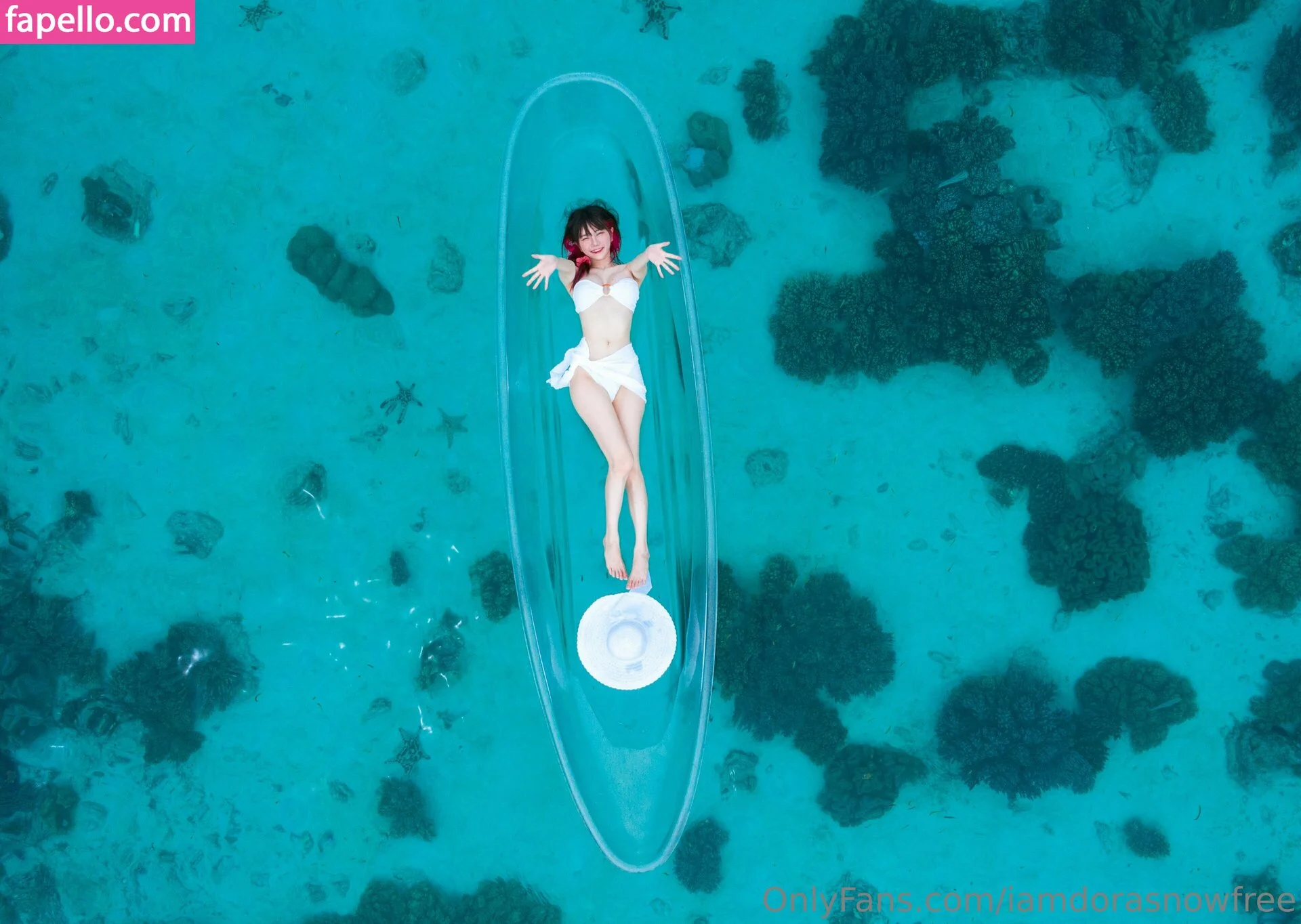 iamdorasnowfree Onlyfans Photo Gallery 