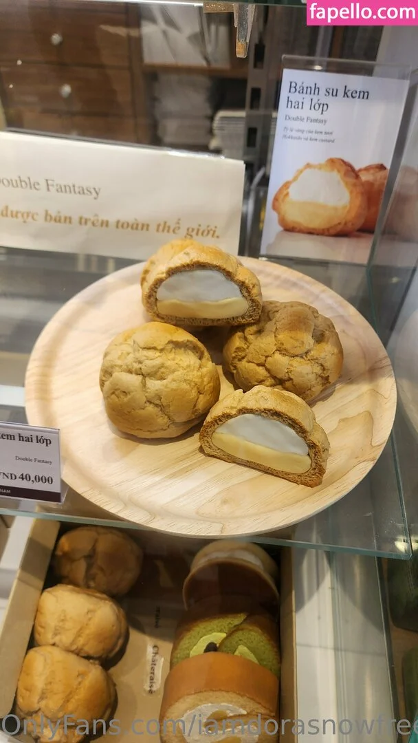 iamdorasnowfree Onlyfans Photo Gallery 