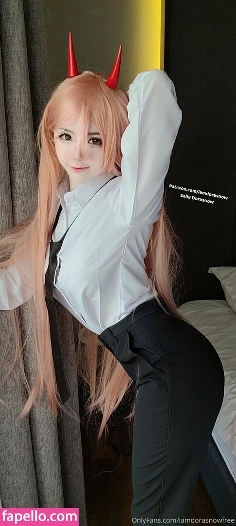 iamdorasnowfree Onlyfans Photo Gallery 