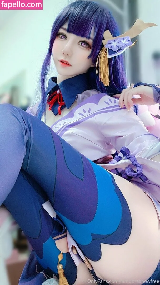 iamdorasnowfree Onlyfans Photo Gallery 