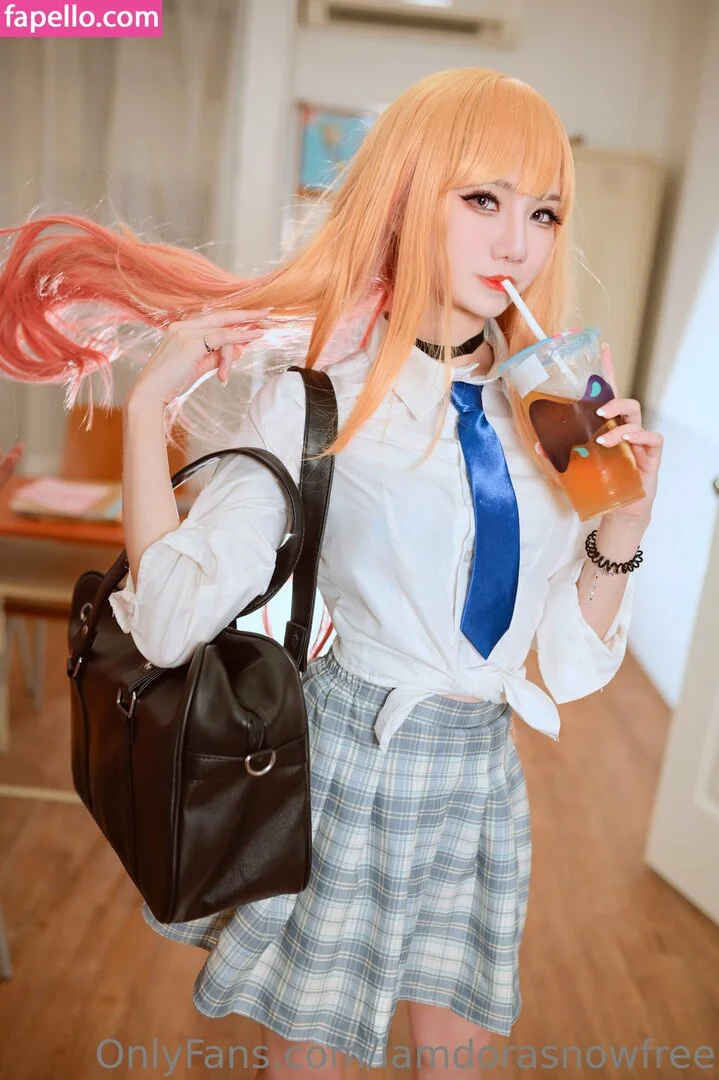 iamdorasnowfree Onlyfans Photo Gallery 