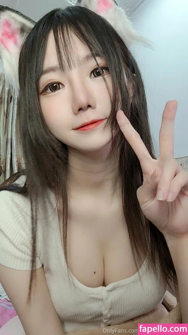 iamdorasnowfree Onlyfans Photo Gallery 