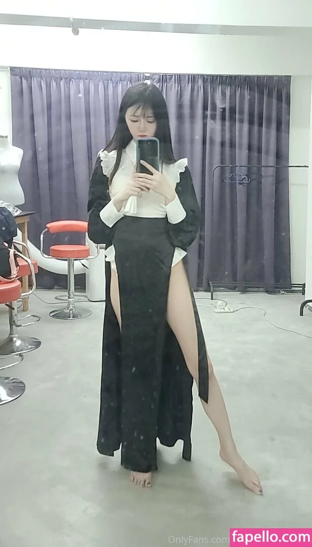 iamdorasnowfree Onlyfans Photo Gallery 