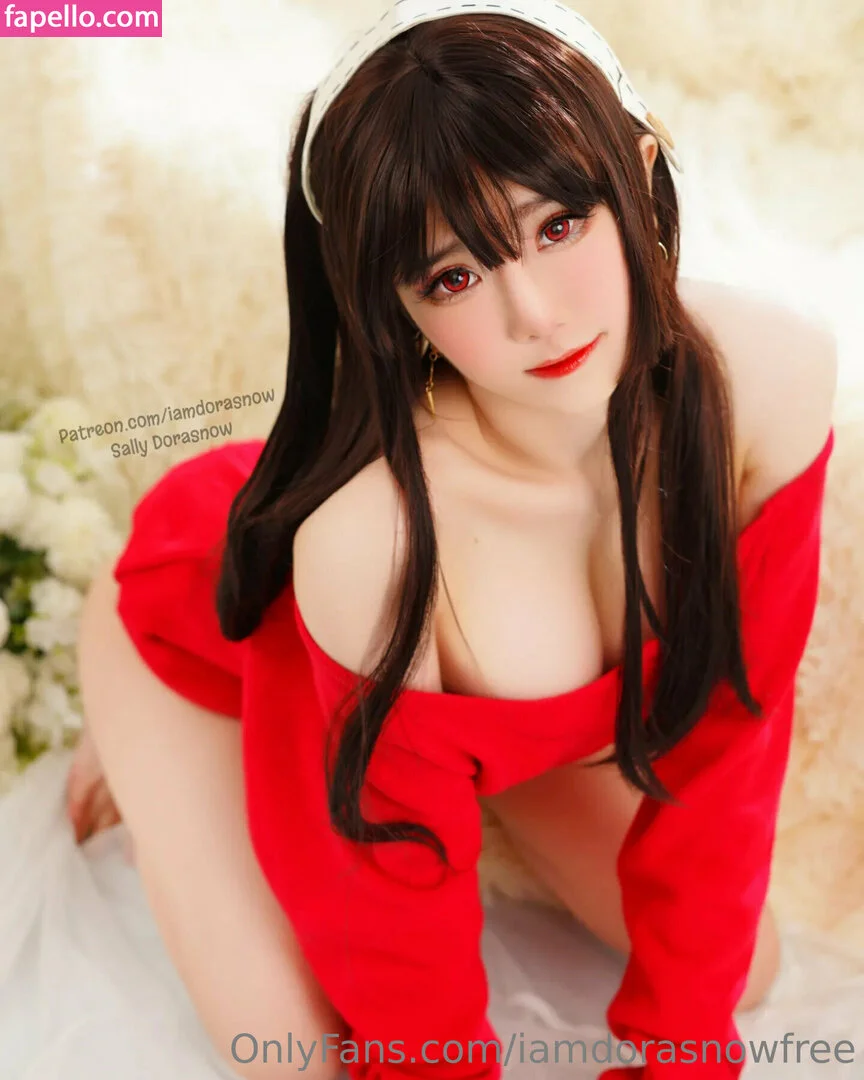 iamdorasnowfree Onlyfans Photo Gallery 