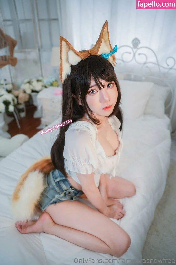 iamdorasnowfree Onlyfans Photo Gallery 