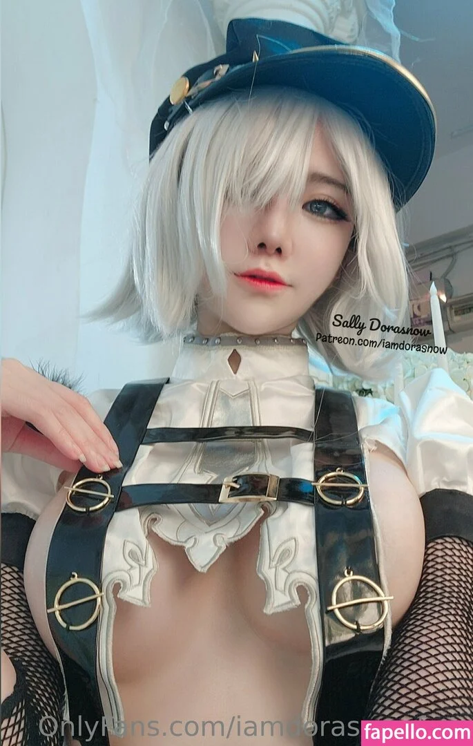 iamdorasnowfree Onlyfans Photo Gallery 