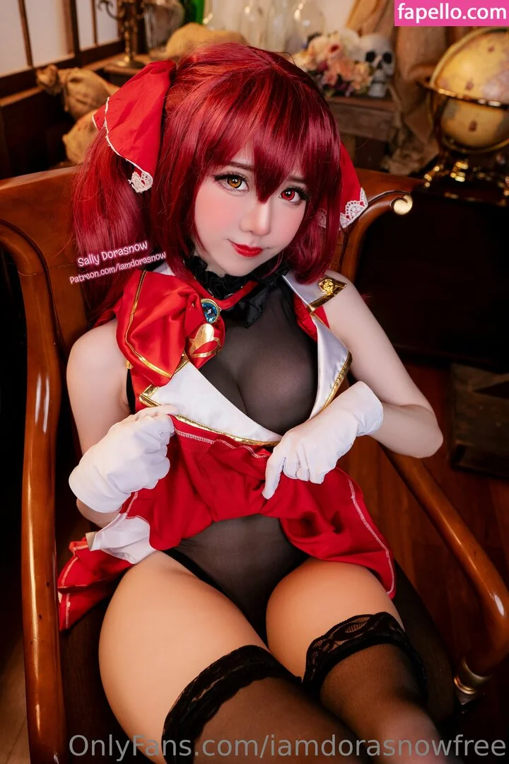 iamdorasnowfree Onlyfans Photo Gallery 