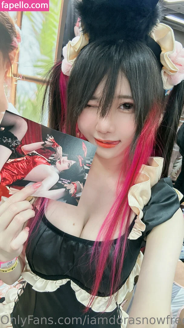 iamdorasnowfree Onlyfans Photo Gallery 