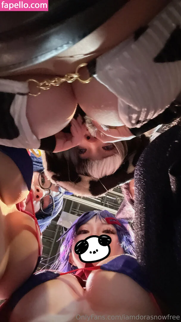 iamdorasnowfree Onlyfans Photo Gallery 