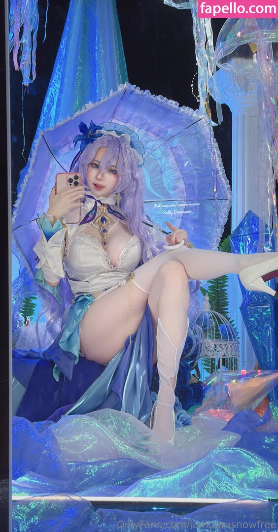 iamdorasnowfree Onlyfans Photo Gallery 