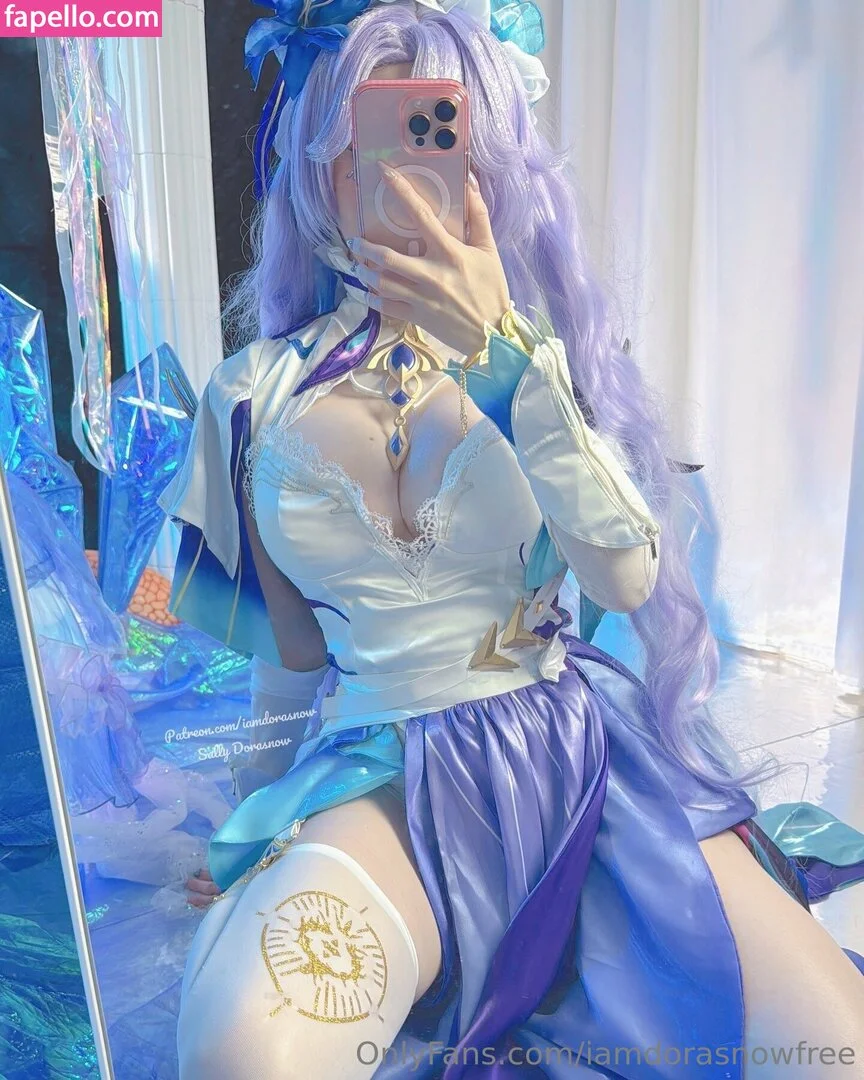 iamdorasnowfree Onlyfans Photo Gallery 