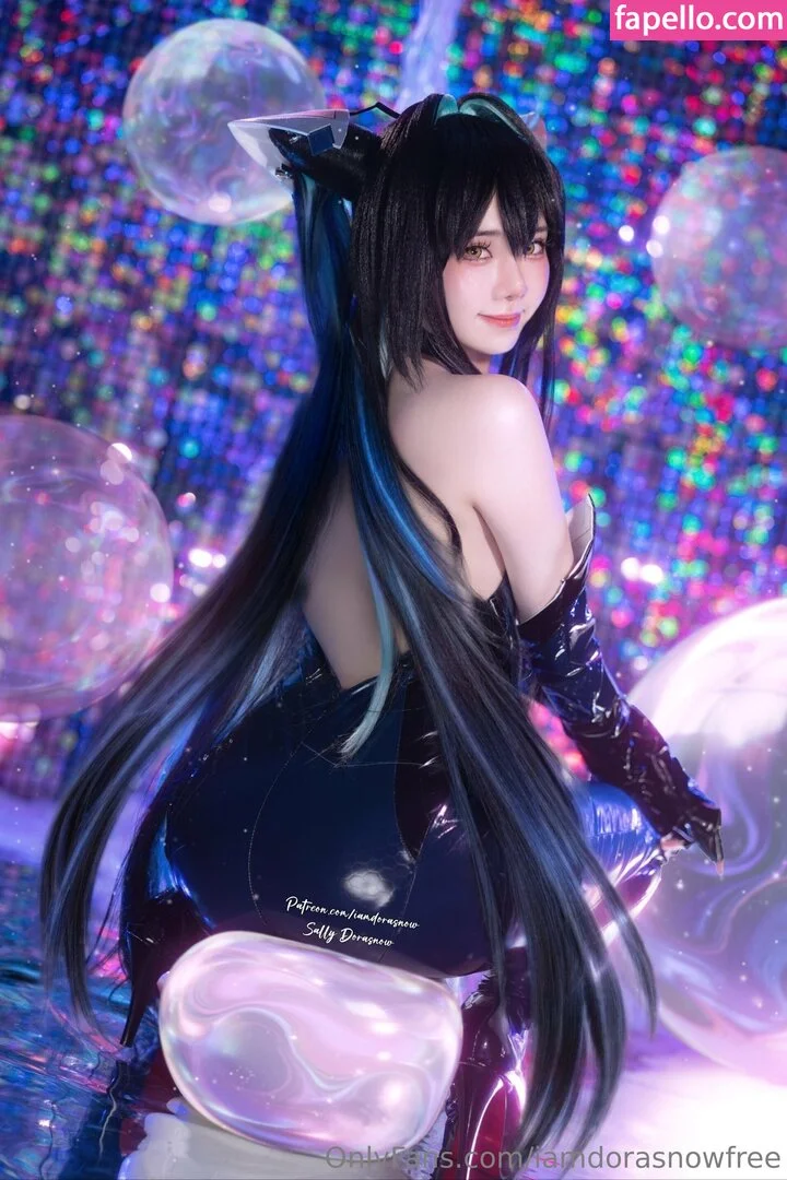 iamdorasnowfree Onlyfans Photo Gallery 