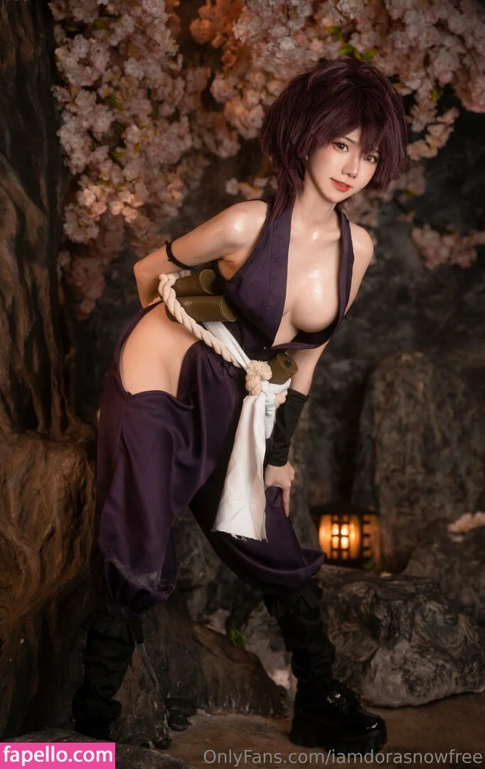 iamdorasnowfree Onlyfans Photo Gallery 