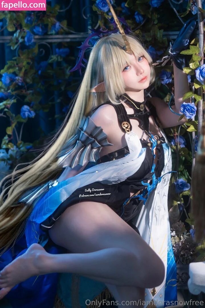 iamdorasnowfree Onlyfans Photo Gallery 