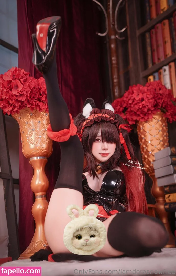 iamdorasnowfree Onlyfans Photo Gallery 