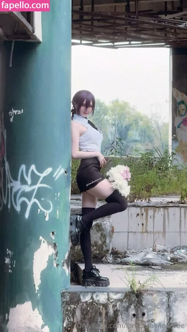 iamdorasnowfree Onlyfans Photo Gallery 